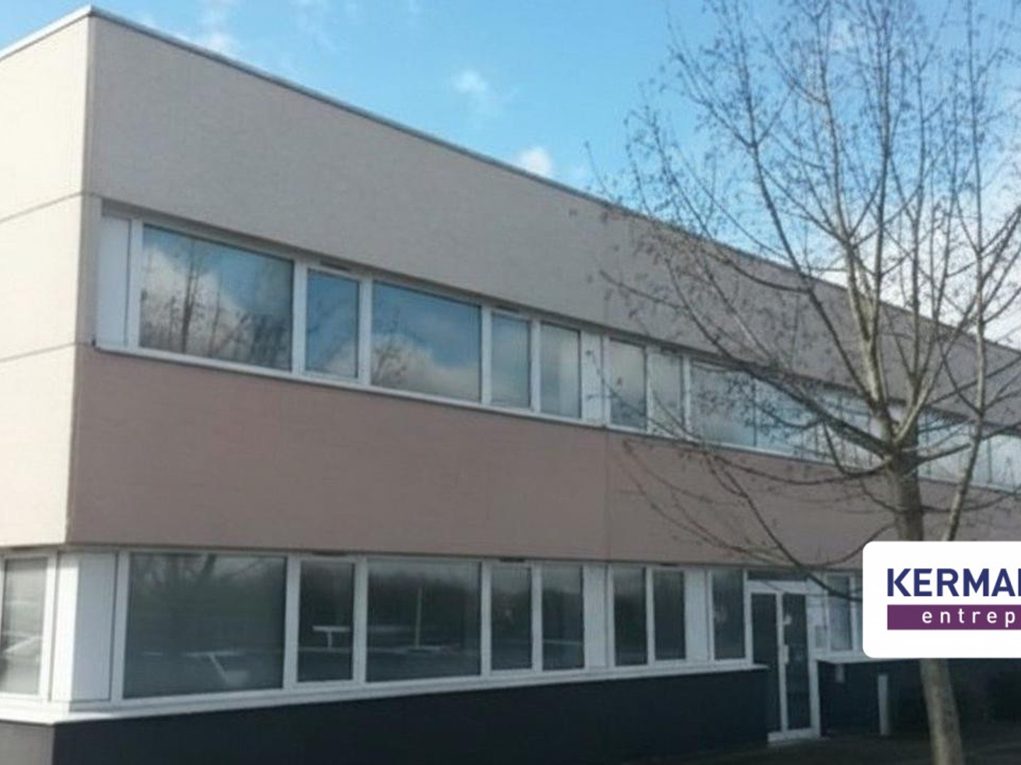 Bureaux 393 m²