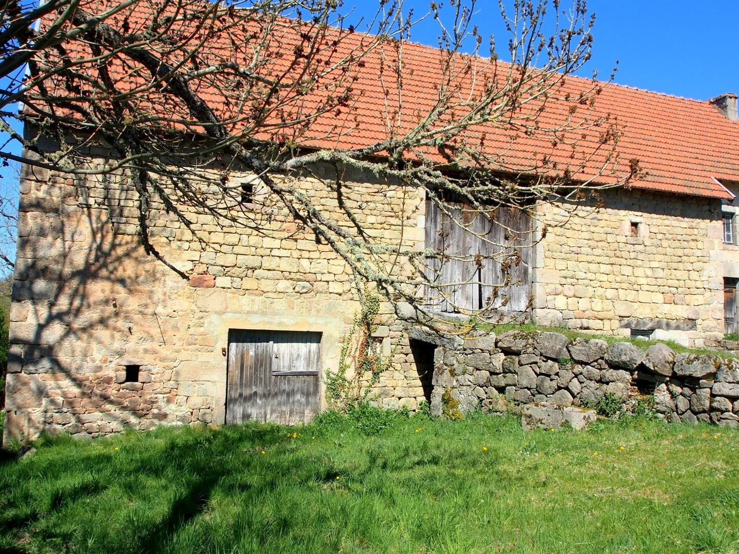 Maison à vendre - 4 pièces - 240m2 - La Villetelle (23260)