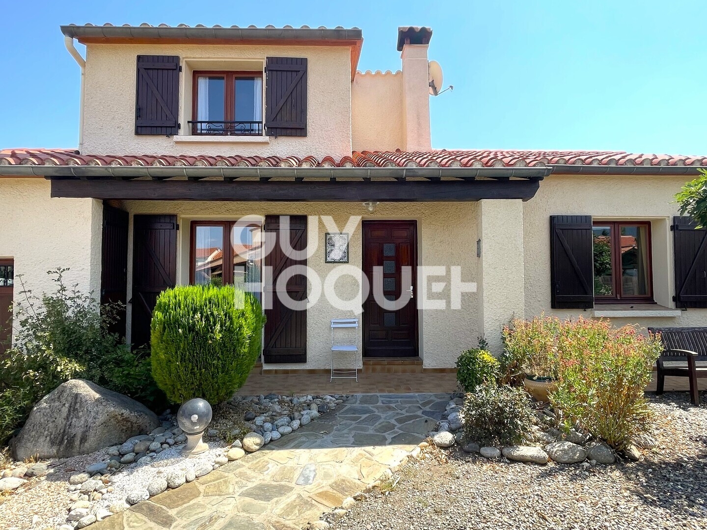 Maison indépendante avec piscine et jardin