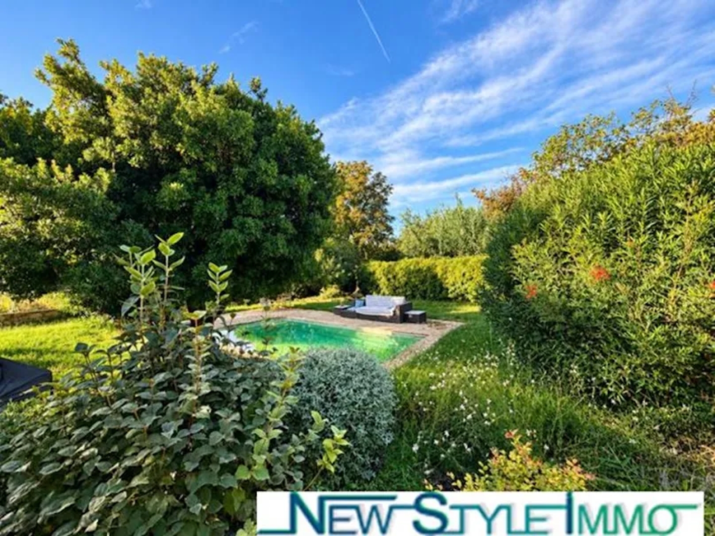 Maison à vendre - 8 pièces - 180m2 - Le Castellet (83330)