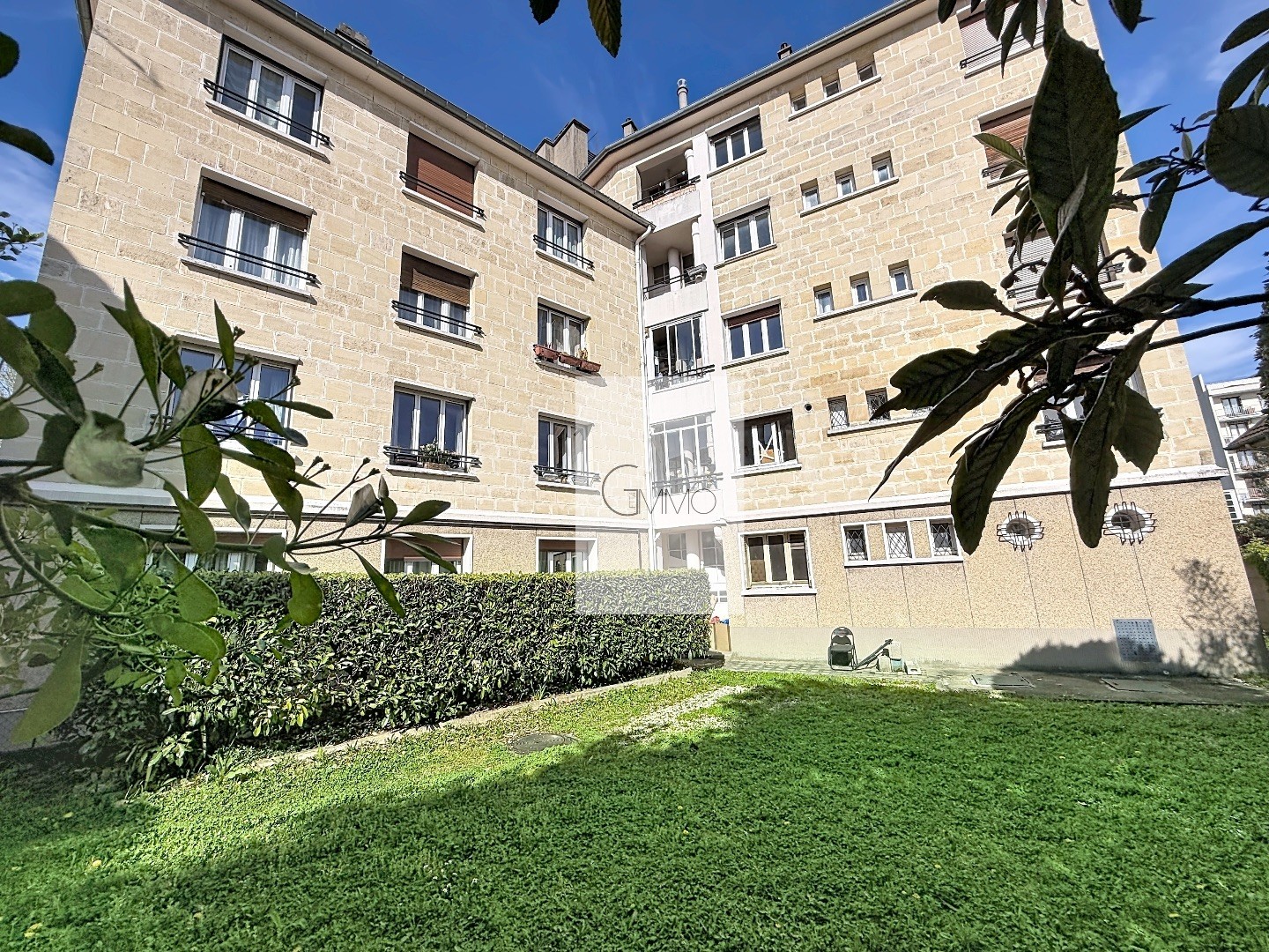 Bureaux à vendre - 2 pièces - 39m2 - Thiais (94320)