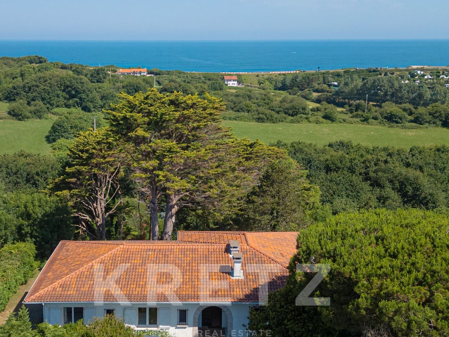 Maison à vendre - 8 pièces - 250m2 - Saint-Jean-De-Luz (64500)