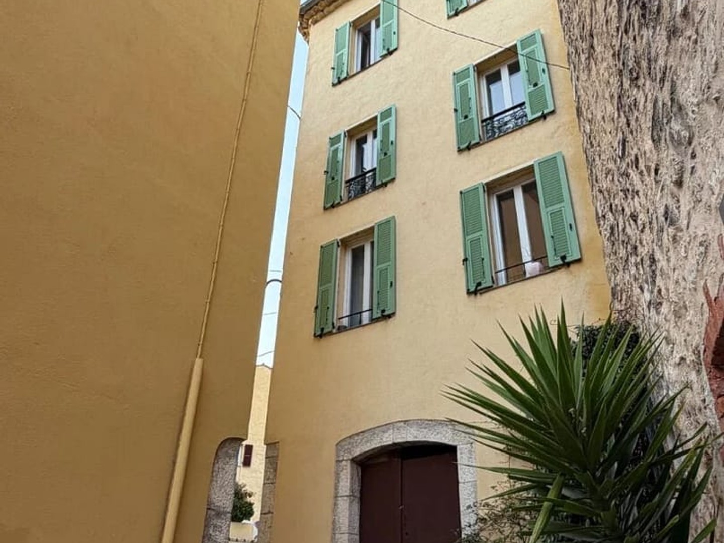 GATTIERES, Maison de village , 128 m2 - 6 Pièces