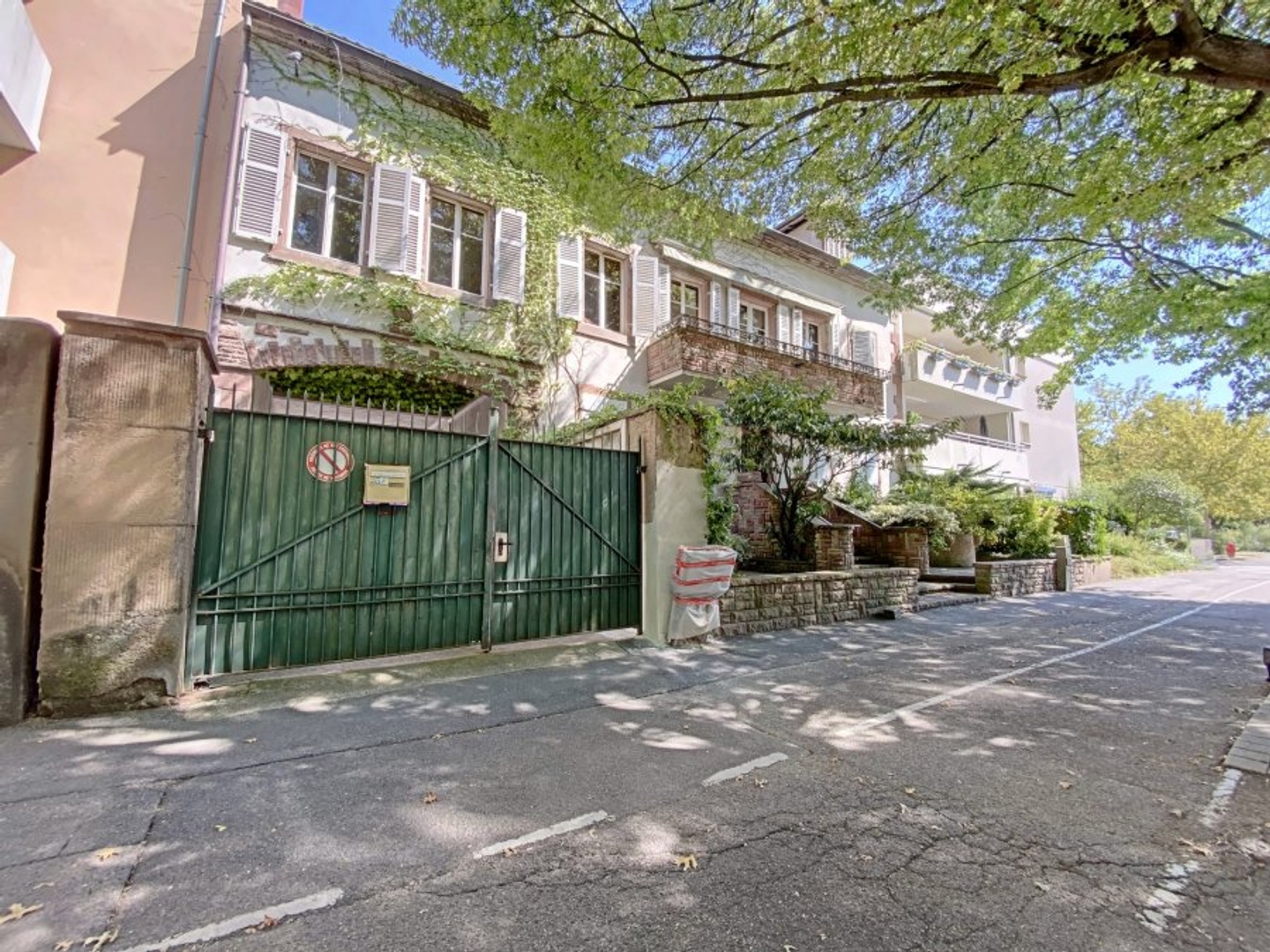 Maison à vendre - 6 pièces - 195m2 - Sélestat (67600)