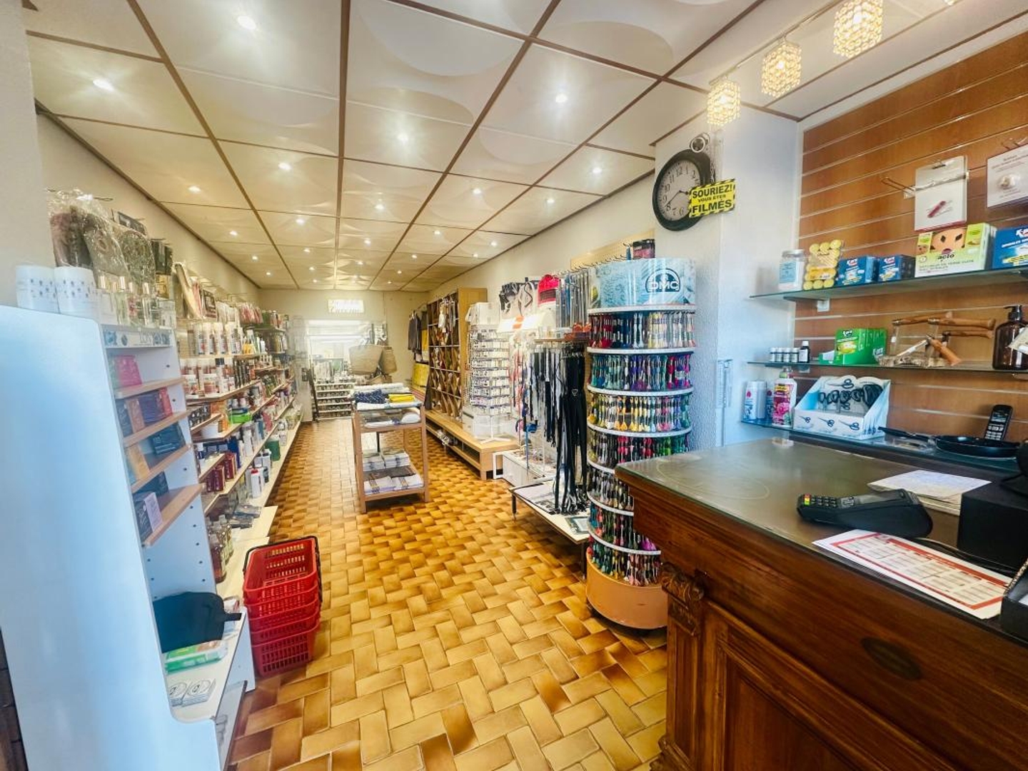 Magasin à vendre - 2 pièces - 175m2 - La Seyne-Sur-Mer (83500)
