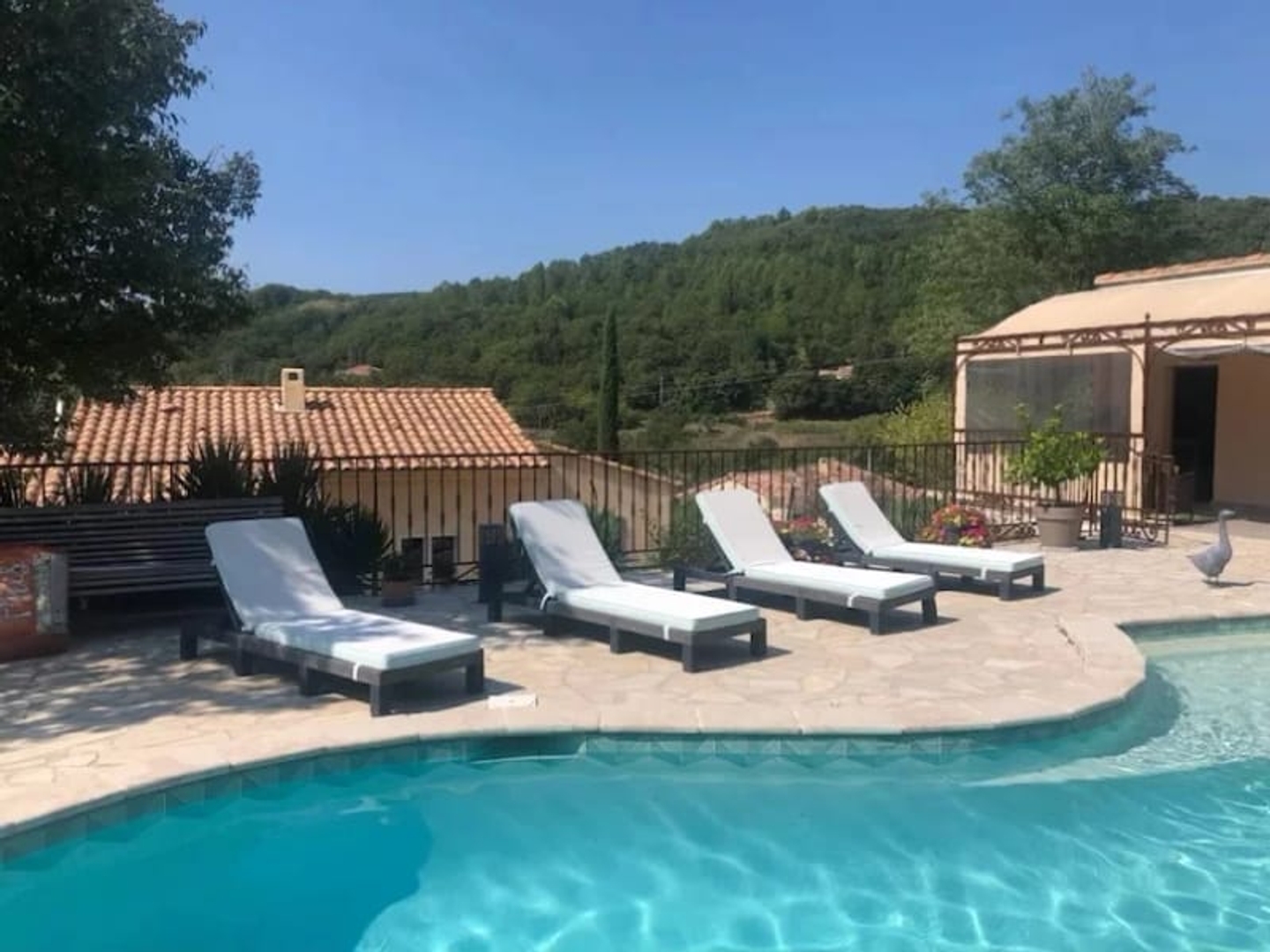 Maison à vendre - 7 pièces - 156m2 - Saint-Montan (07220)