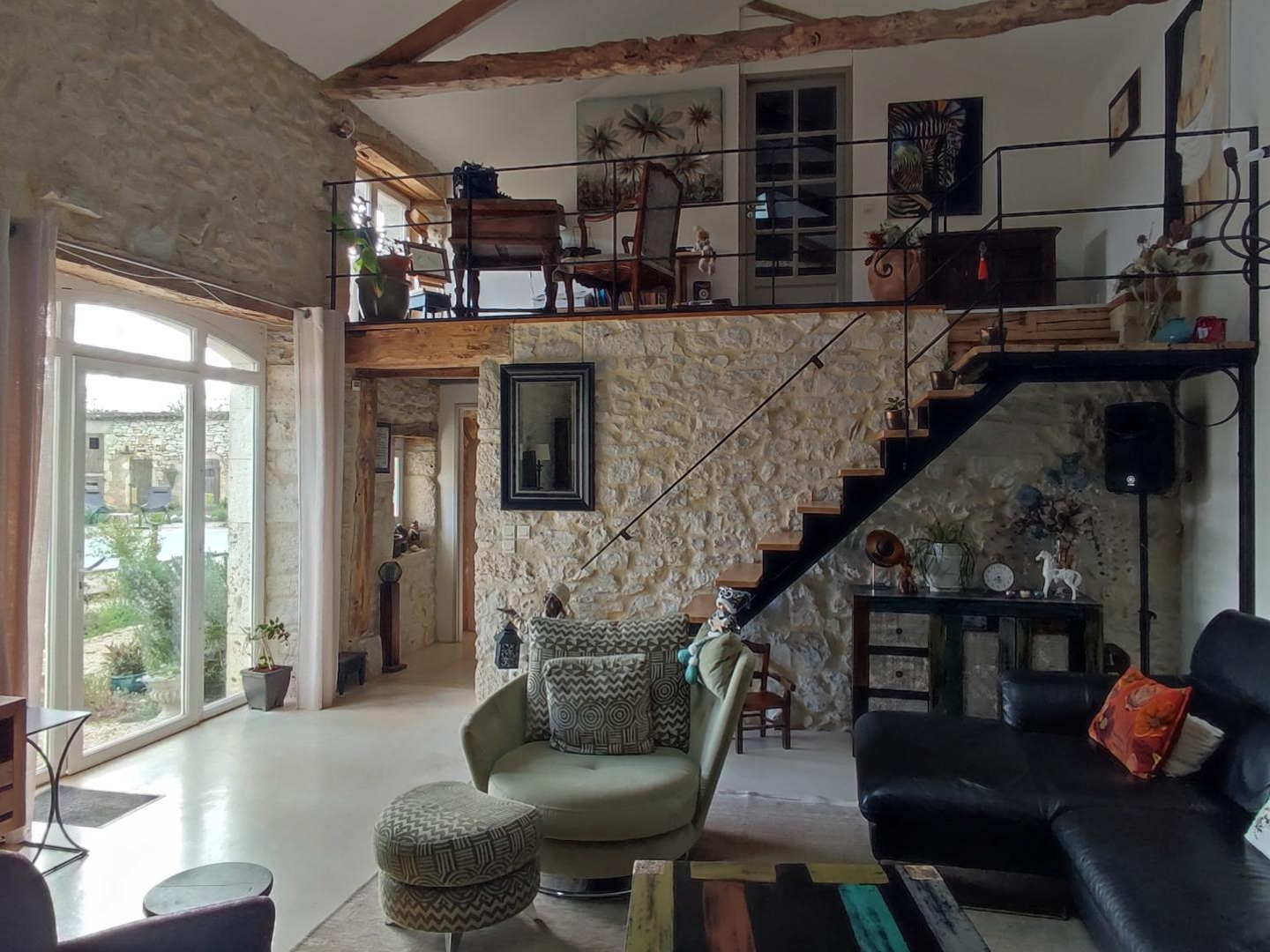 Propriété .Gite et Chambres d'hotes . Cahors / Saint Cirq Lapopie