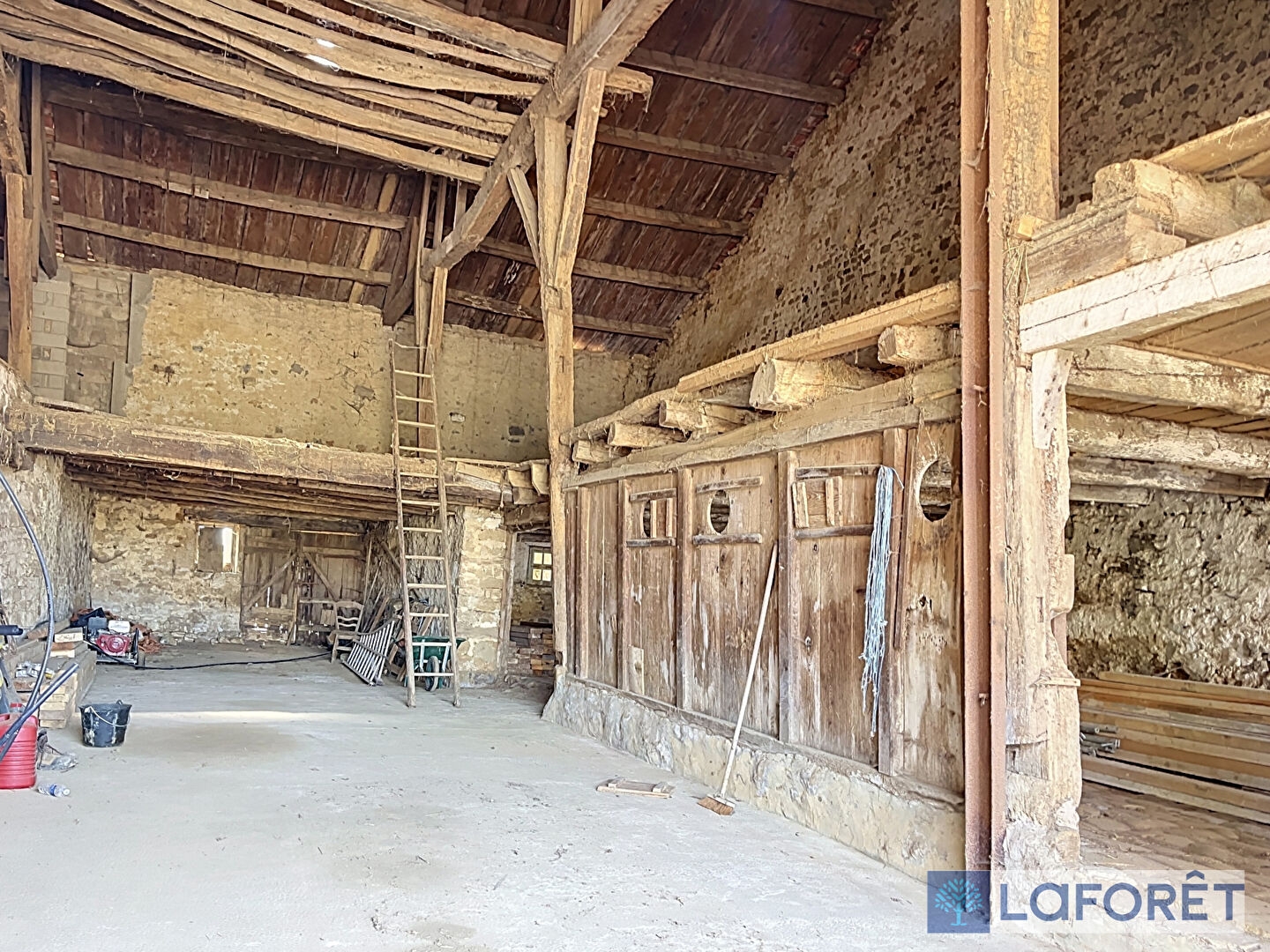 Maison à vendre - 3 pièces - 300m2 - Dammartin-Sur-Meuse (52140)