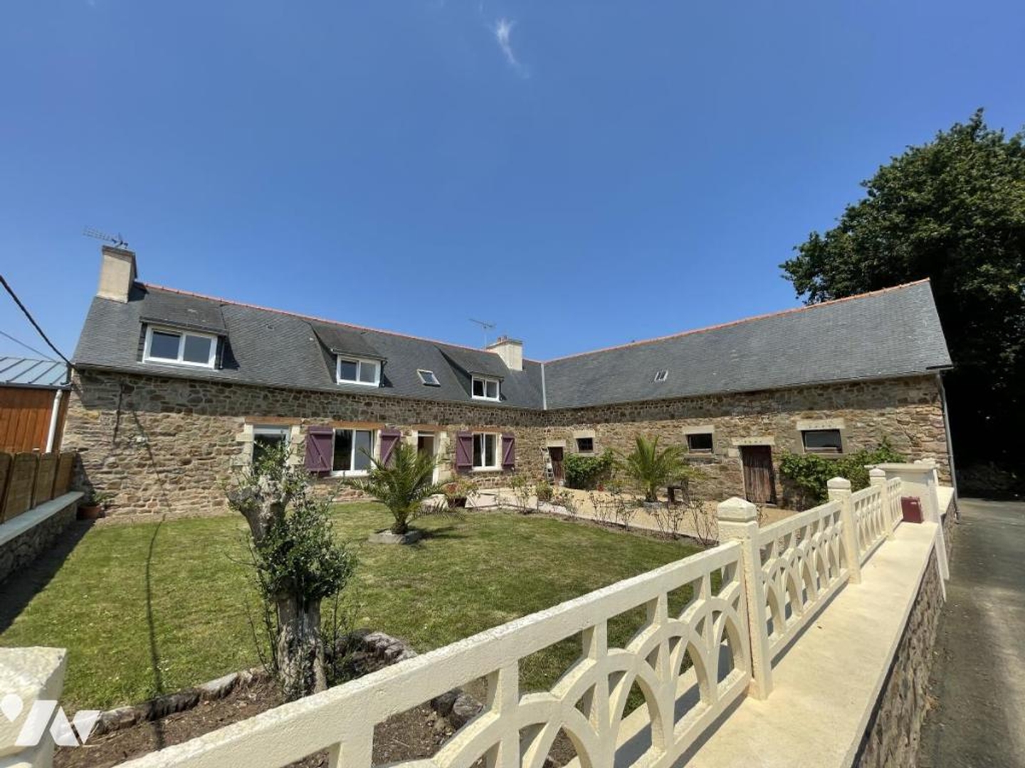 Maison 8 pièces 229 m²