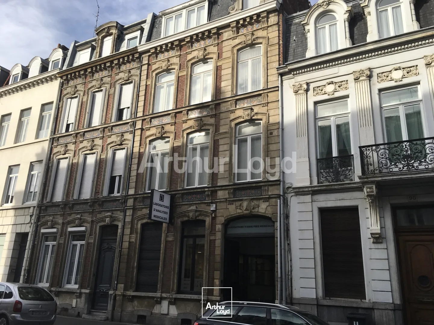 Bureaux à vendre Lille - RDC 150 m², accessibilité PMR, stationnement facile et emplacement stratégique