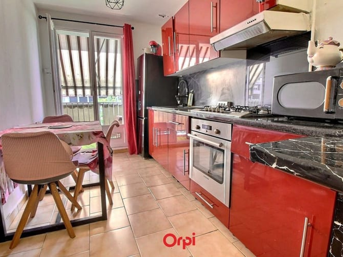 Appartement à vendre - 3 pièces - 70m2 - Marseille 3e (13003)