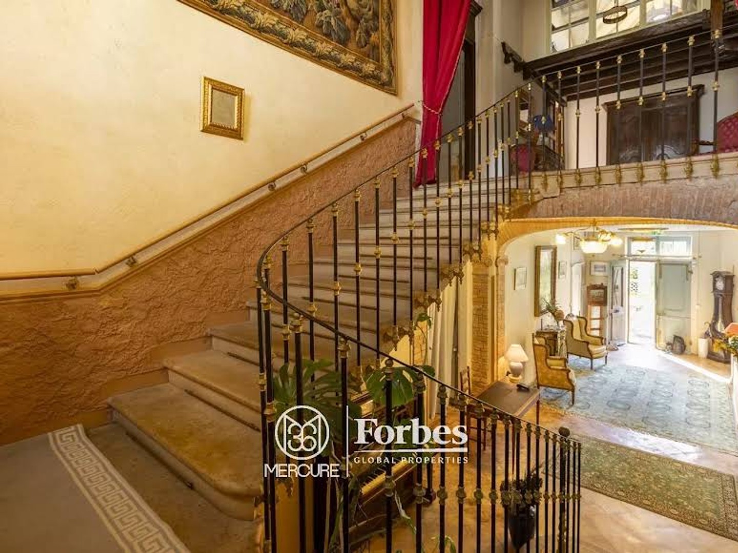 Manoir 23 pièces 1300 m²