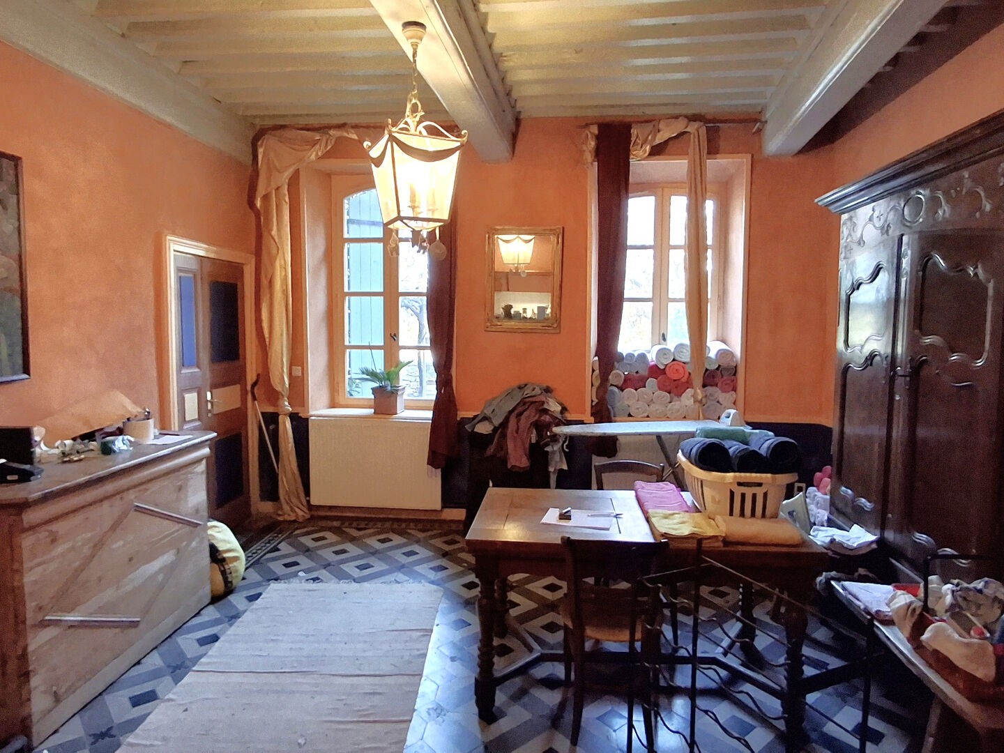 A vendre spacieux T3, dans Hôtel particulier dédié à un habitat partagé entre séniors