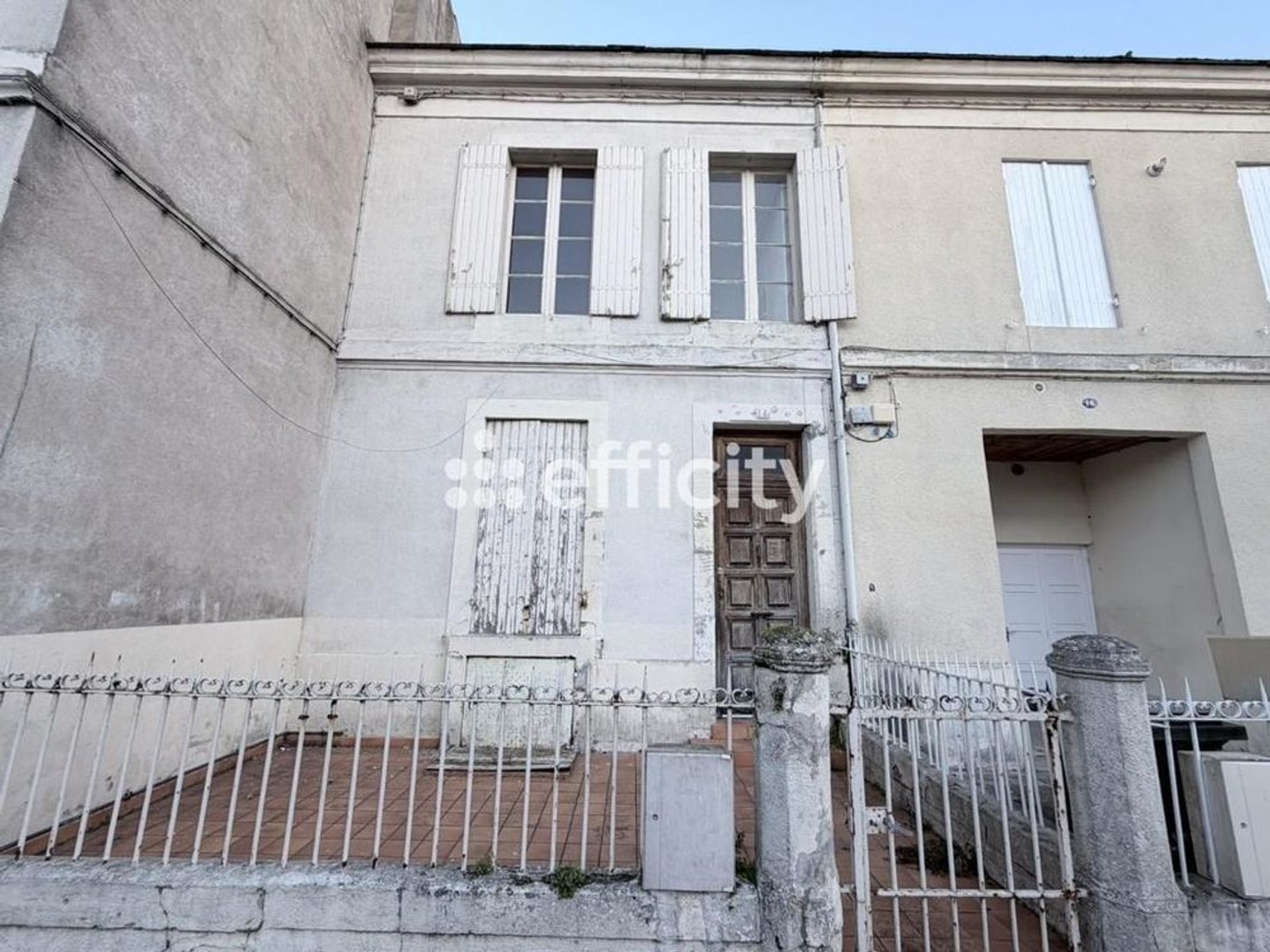 Maison à vendre - 6 pièces - 118m2 - Sainte-Foy-La-Grande (33220)