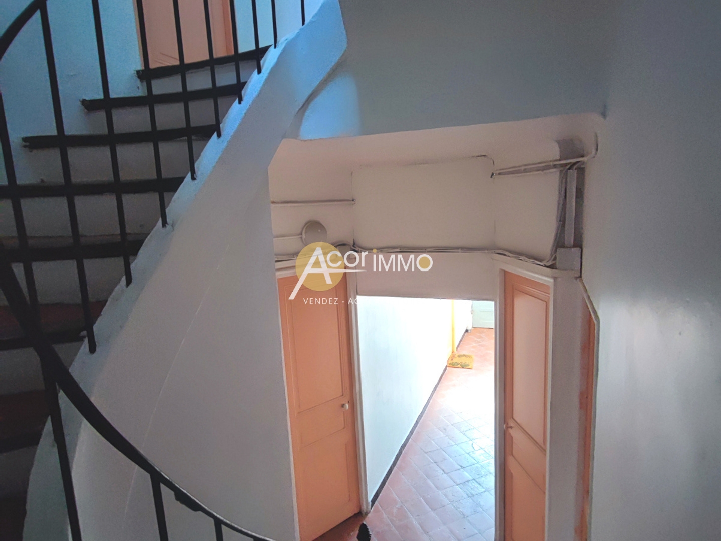 Maison à vendre - 6 pièces - 123m2 - La Seyne-Sur-Mer (83500)