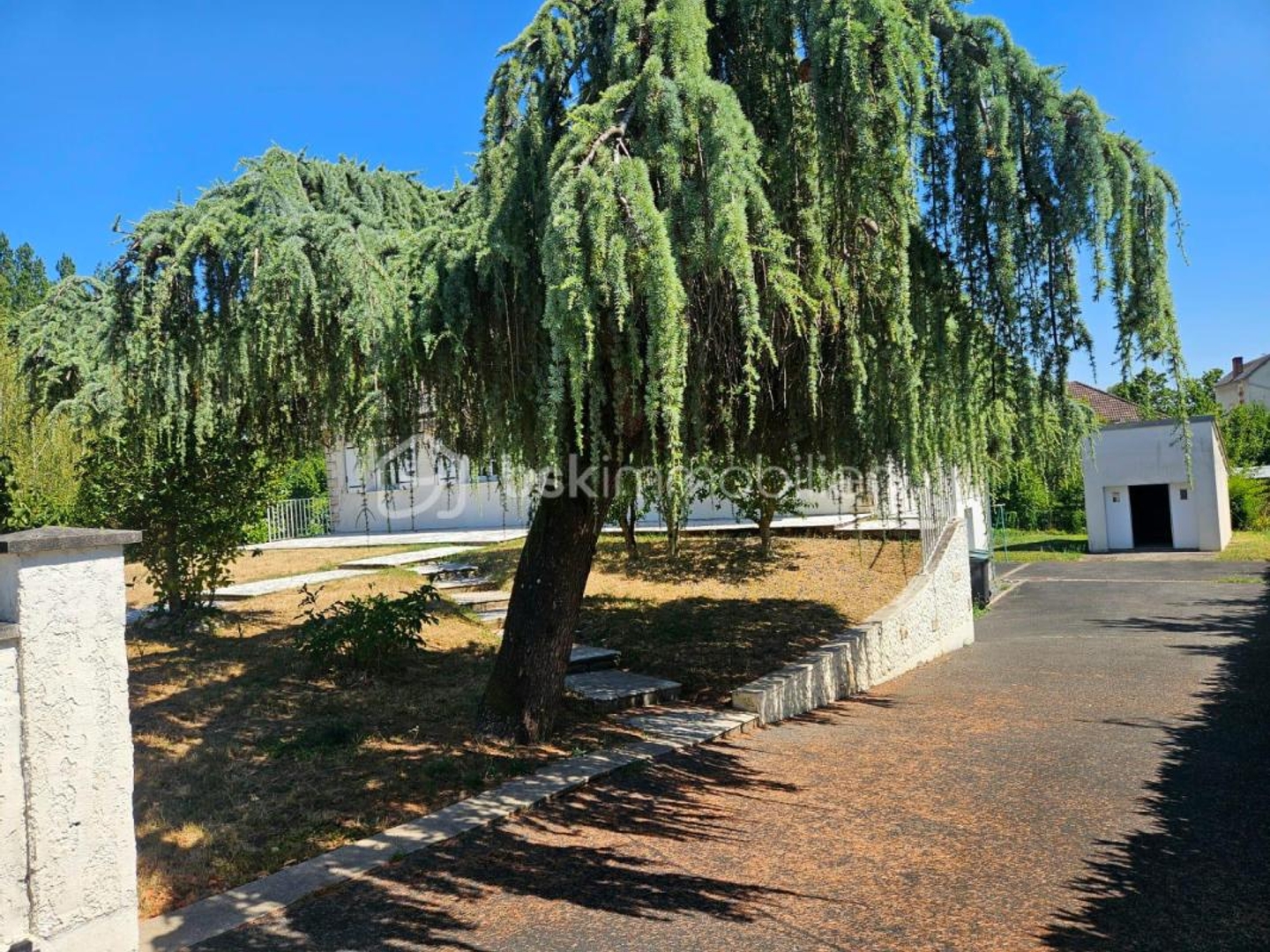 Maison à vendre - 6 pièces - 177m2 - Bourges (18000)