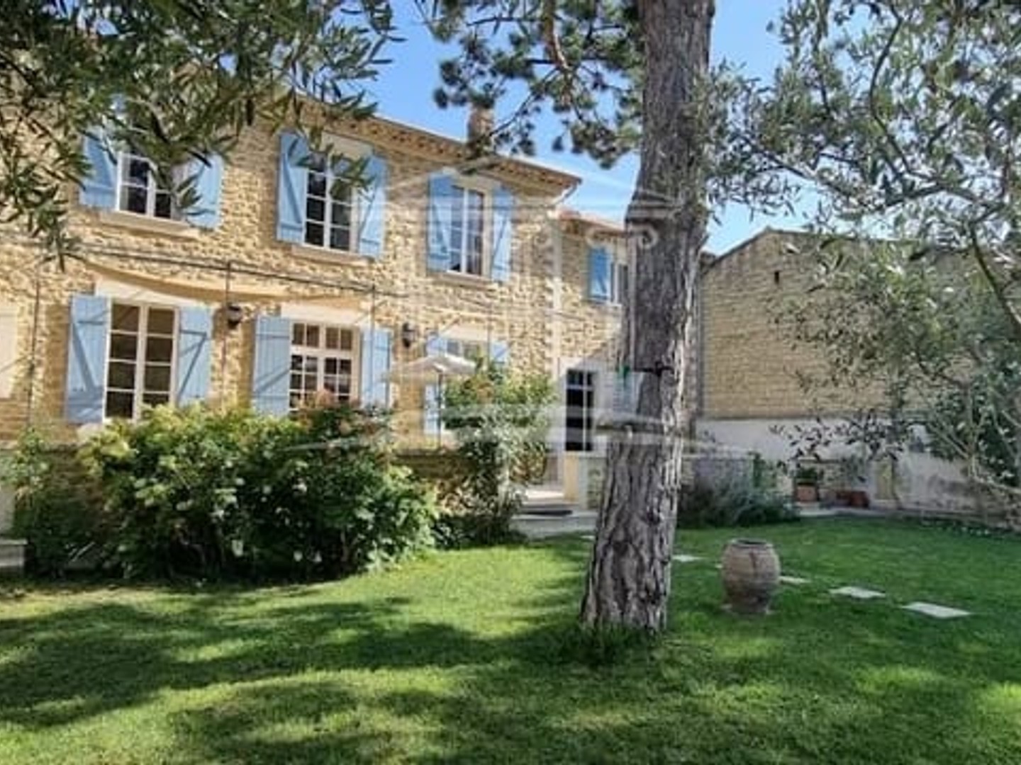 Maison 6 pièces 150 m²