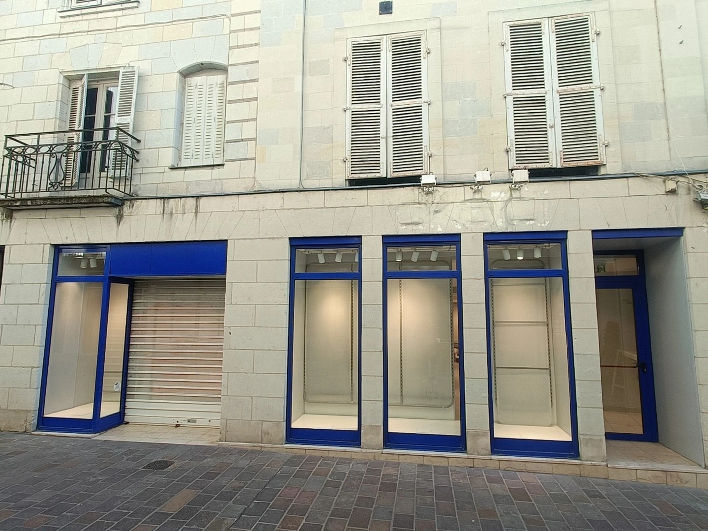 Commerce 4 pièces 115 m²