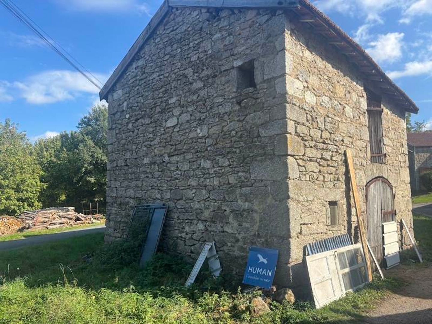 Grange 1 pièce 40 m²