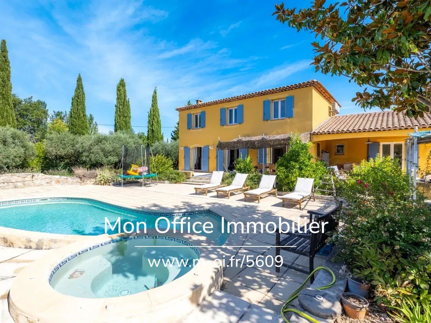 Référence : 5609-LLI - Maison 180 m2 sur 2 500m2 de terrain avec piscine et jacuzzi sur Aix-en-Provence