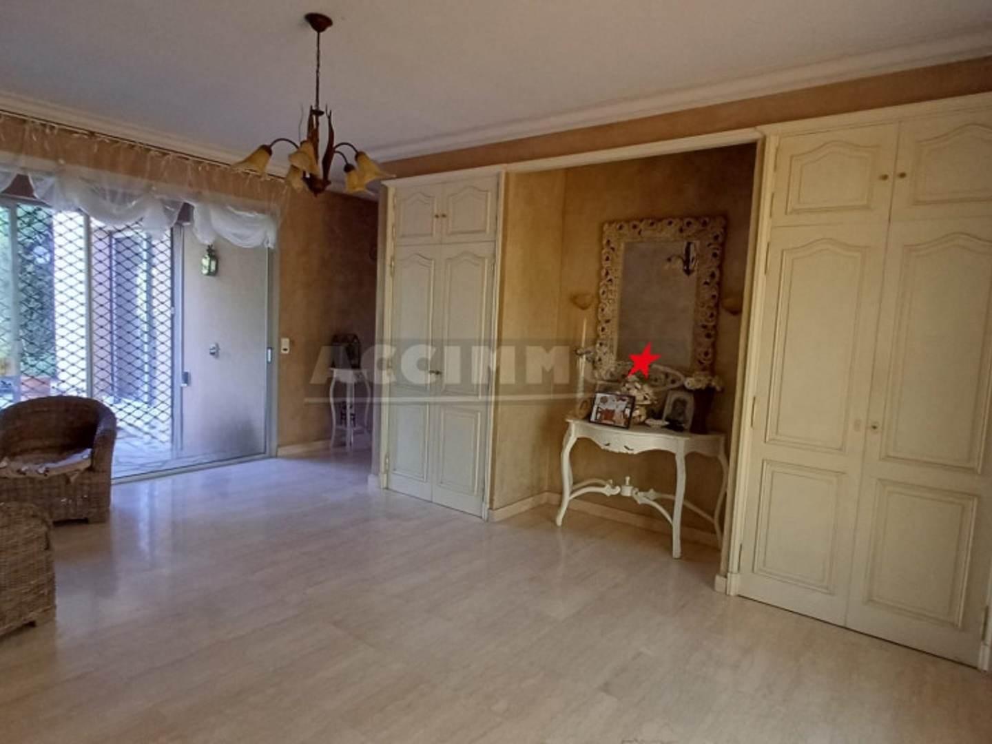 Maison à vendre - 7 pièces - 240m2 - Graulhet (81300)