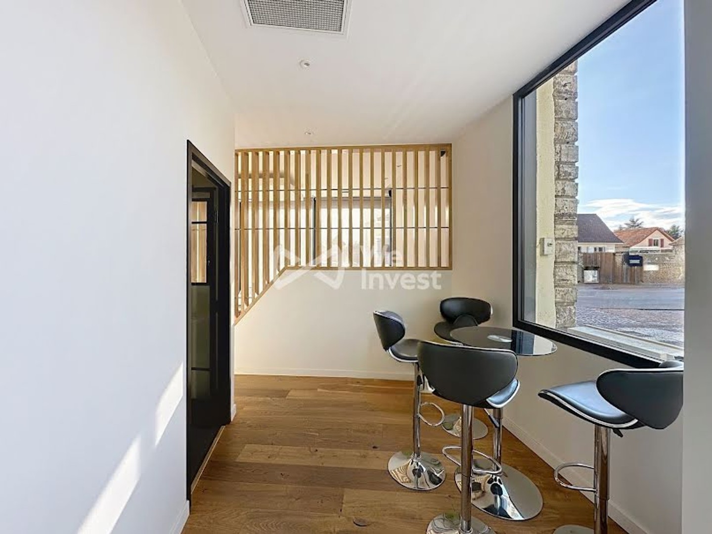 Bureaux 1 pièce 92 m²