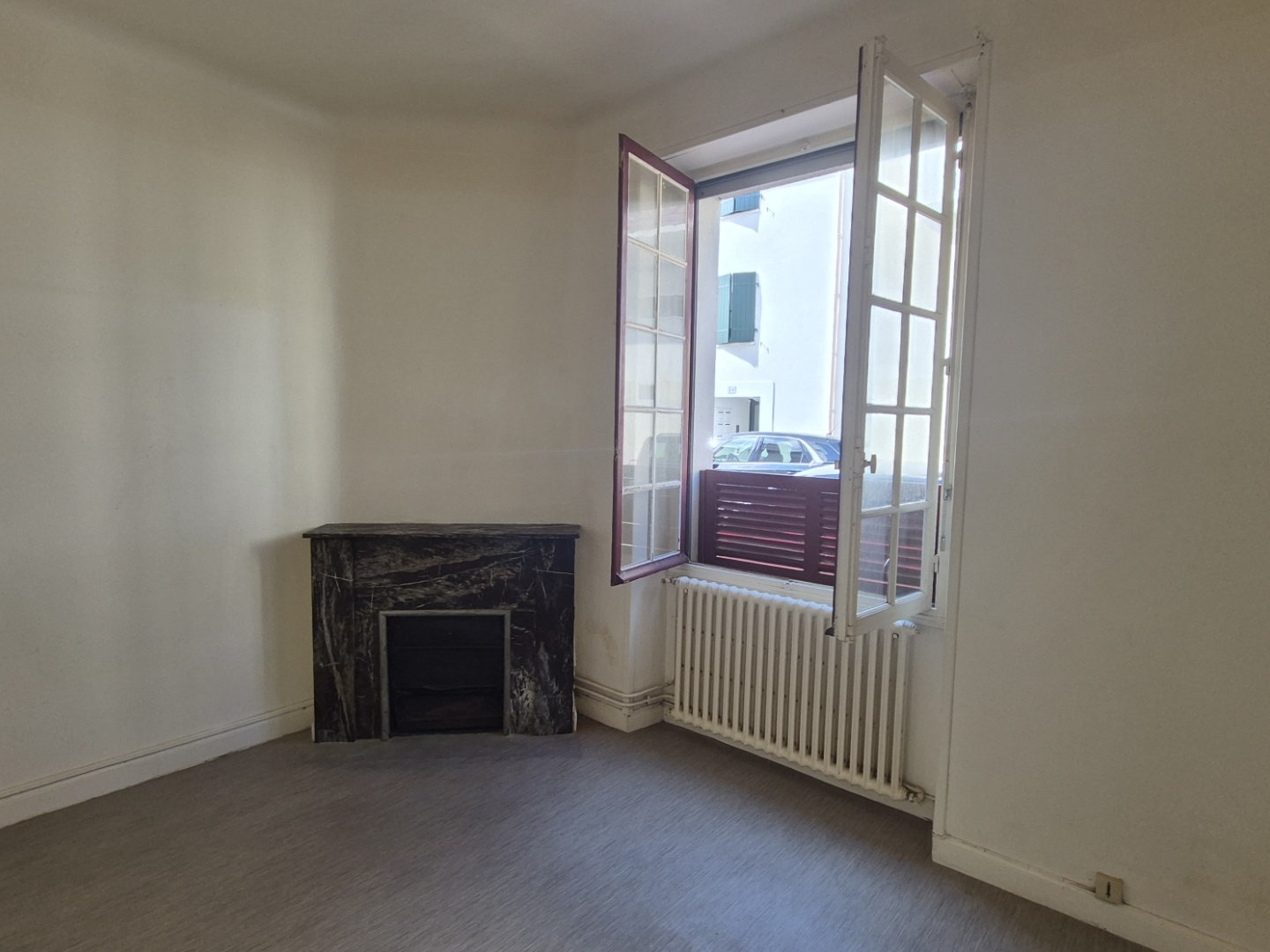 BAYONNE, St-Esprit, Appartement de type trois