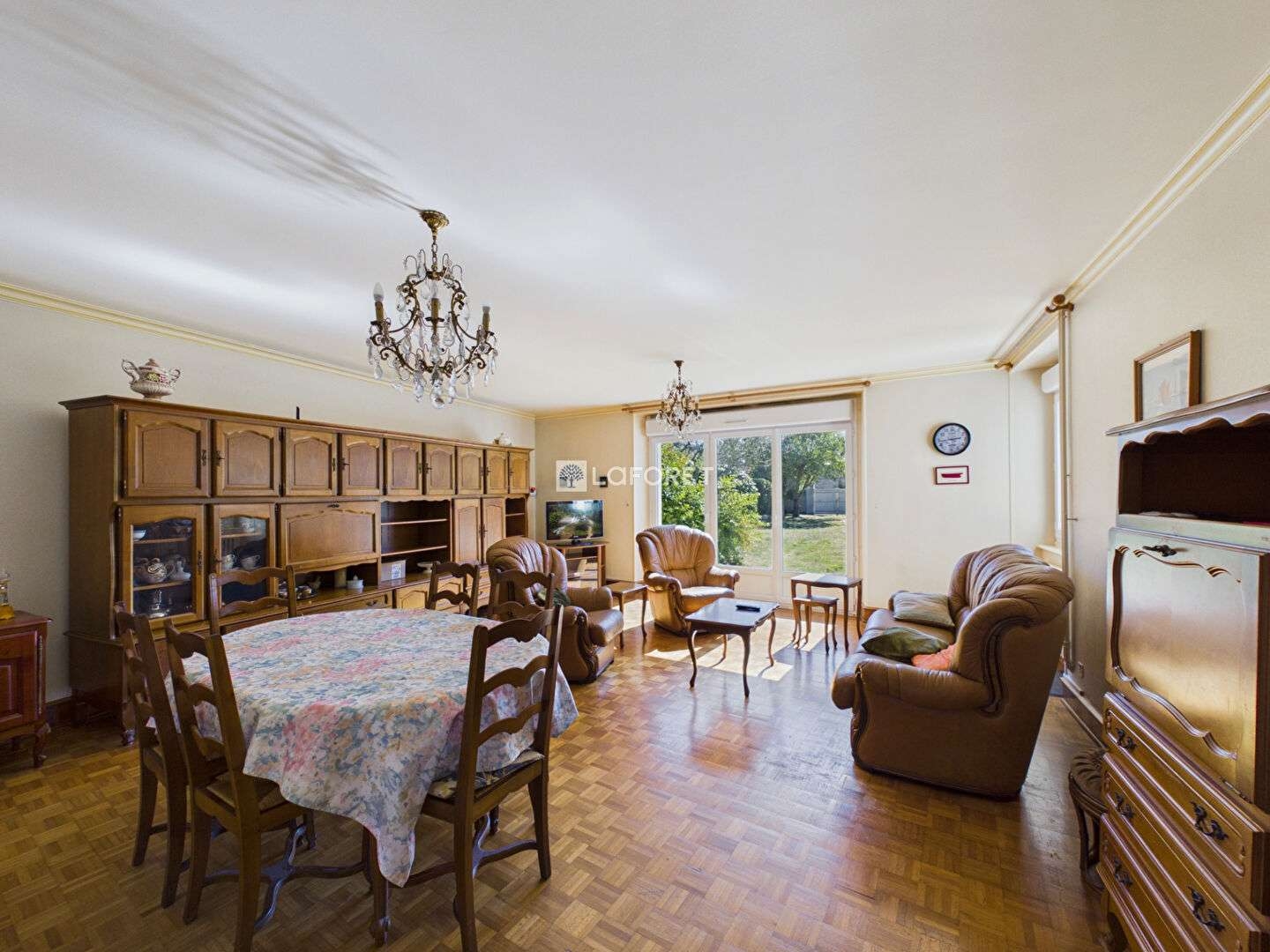 Maison 8 pièces 225 m²