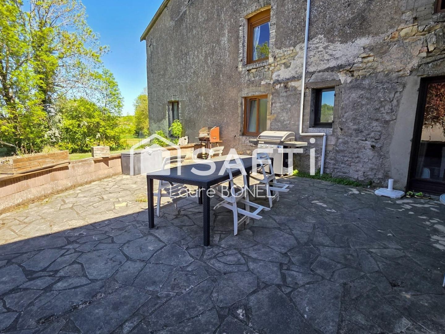 Maison à vendre - 6 pièces - 194m2 - Baudricourt (88500)