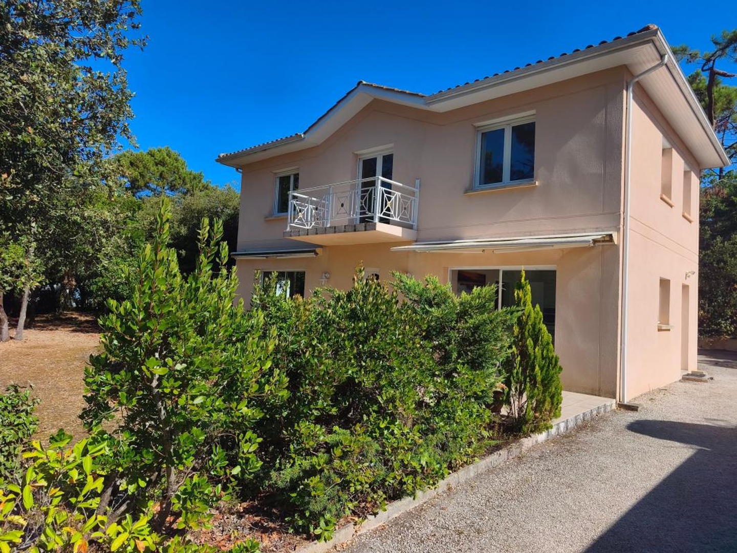 Maison à vendre - 6 pièces - 181m2 - Soulac-Sur-Mer (33780)