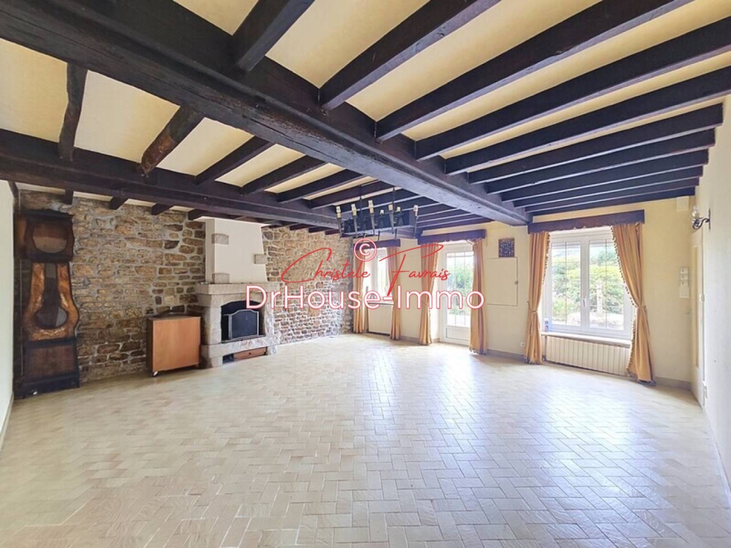 Maison à vendre - 8 pièces - 186m2 - Louvigné-Du-Désert (35420)