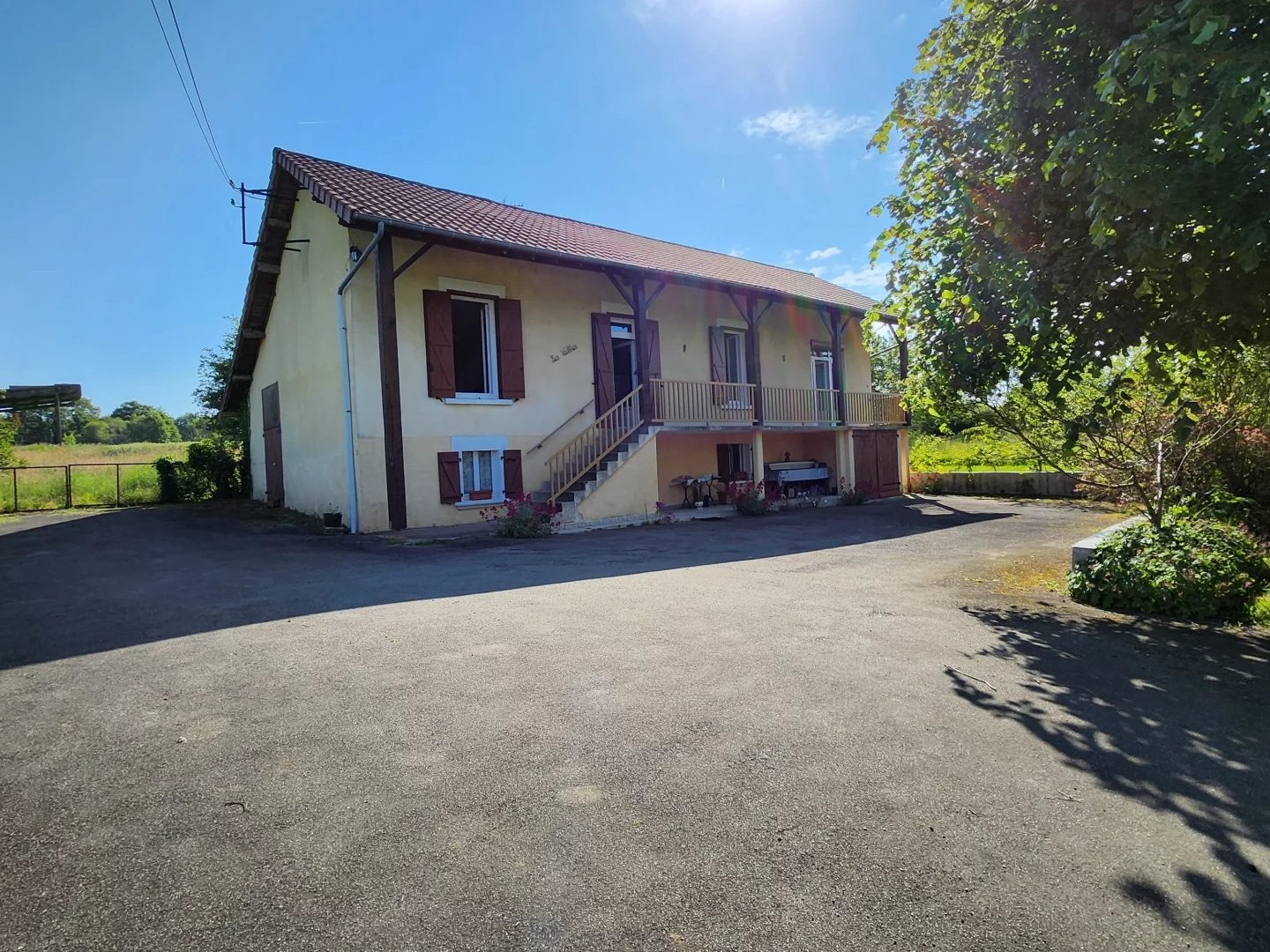Propriété avec dépendance St Junien