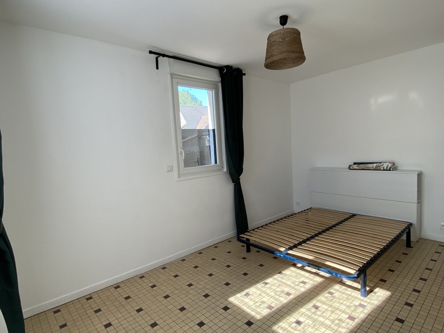 Maison à vendre - 2 pièces - 33m2 - Juvigny Val D'and... (61140)