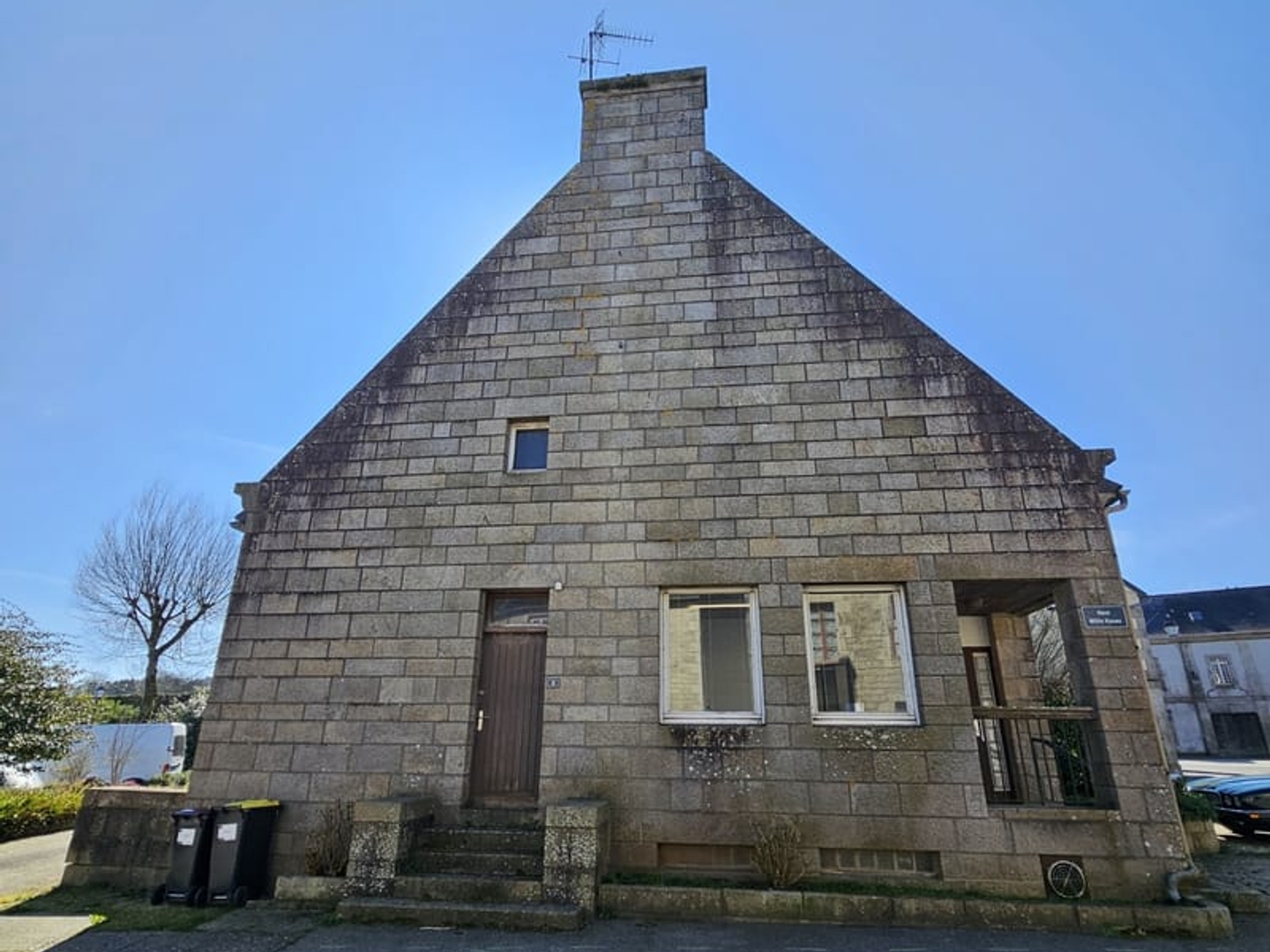 Maison à vendre - 10 pièces - 258m2 - Guerlesquin (29650)