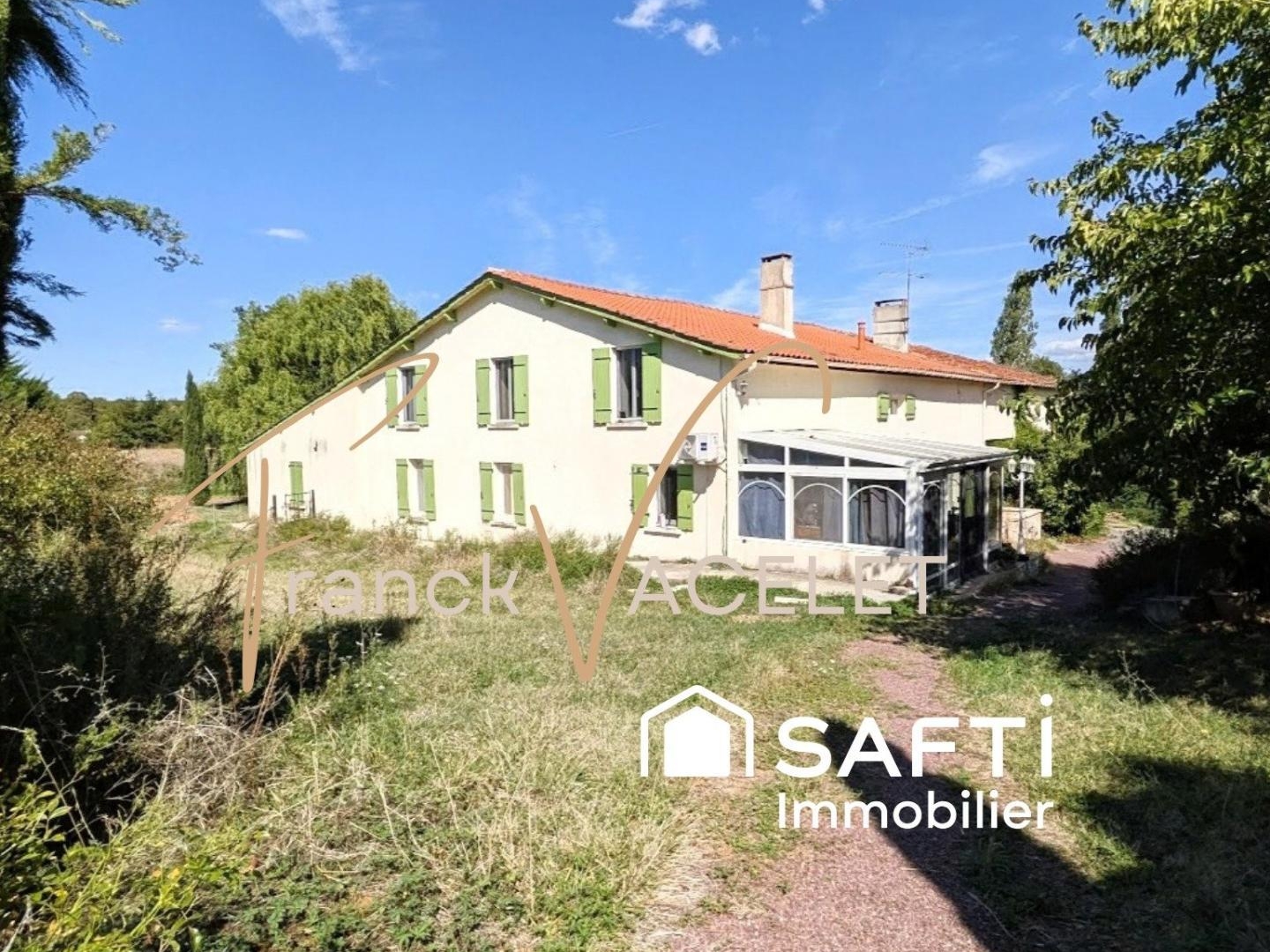 Maison à vendre - 10 pièces - 350m2 - Saint-Vivien-De-M... (33580)