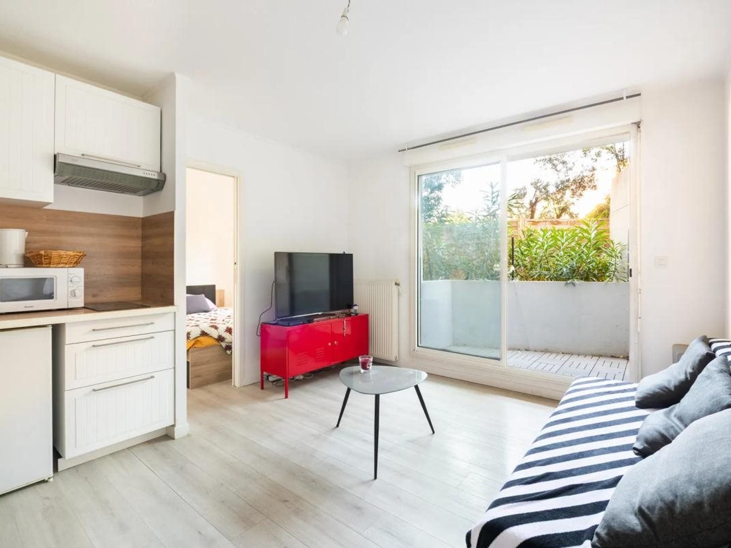 Appartement à vendre - 2 pièces - 27m2 - Marseille 13e (13013)