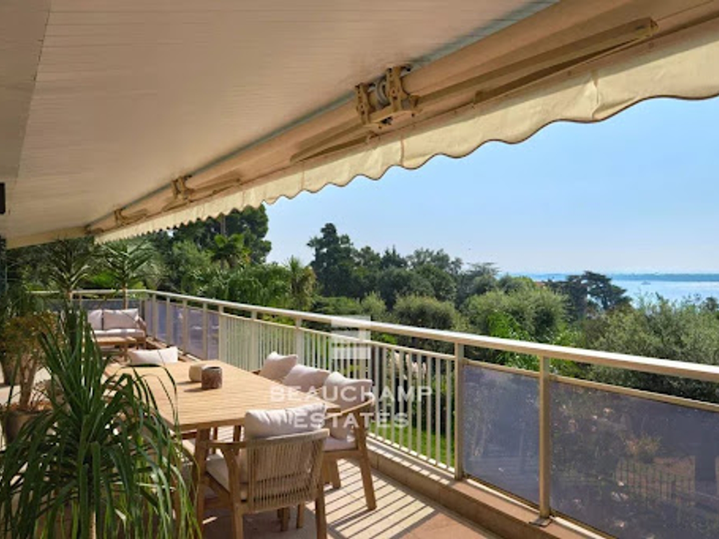 Appartement à vendre - 7 pièces - 315m2 - Cannes (06400)