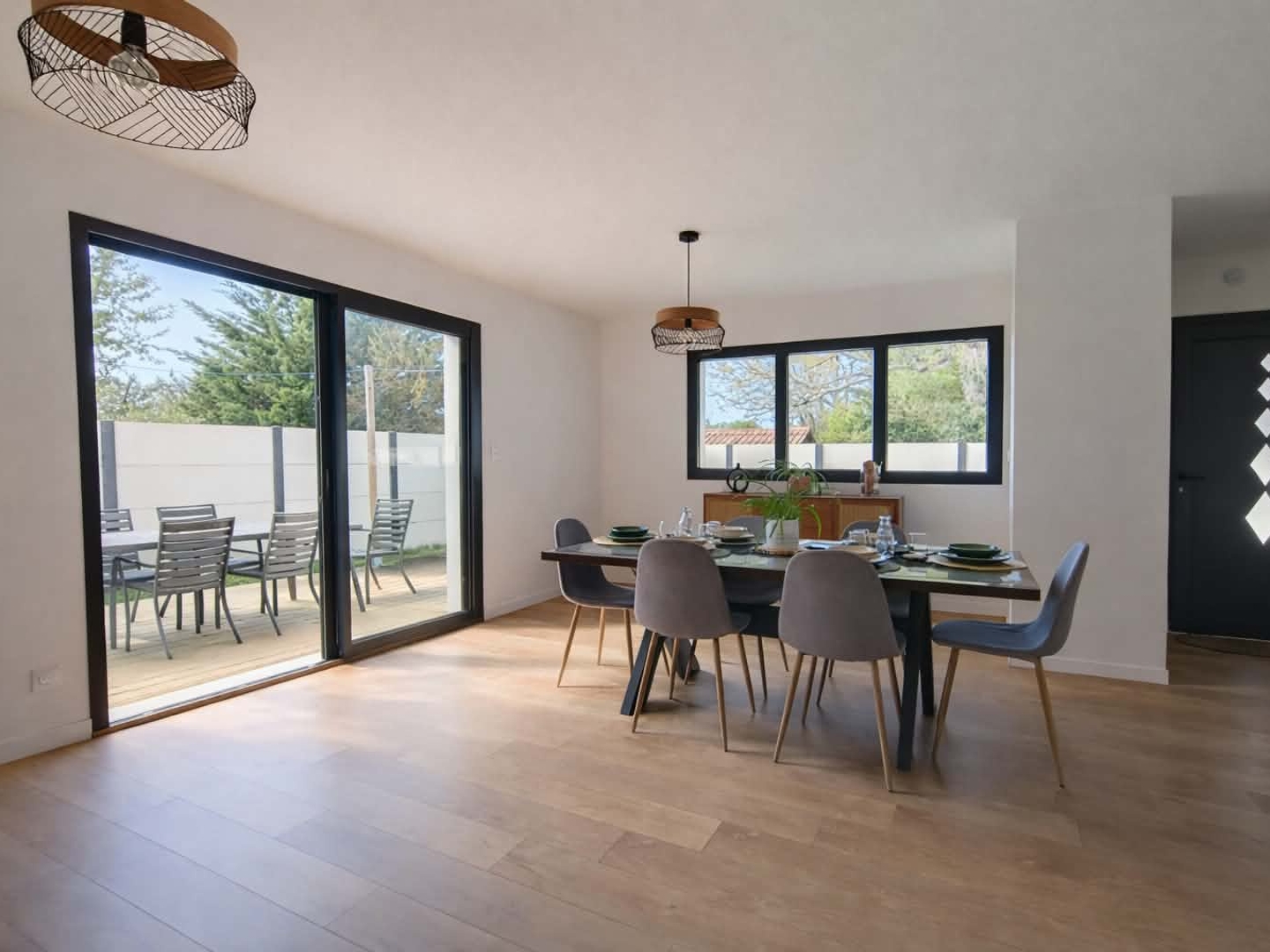 Maison à vendre - 7 pièces - 171m2 - Lanton (33138)