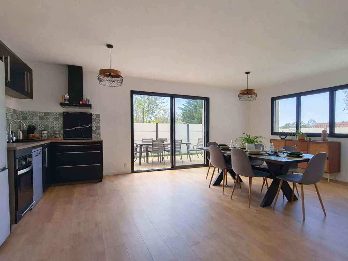 Maison à vendre - 7 pièces - 171m2 - Lanton (33138)