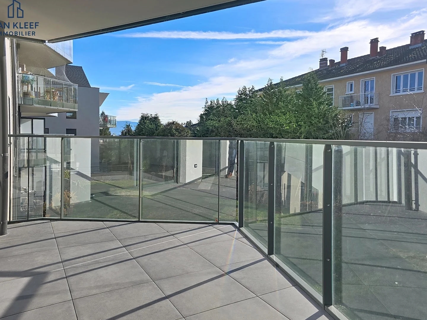 Appartement à vendre - 3 pièces - 69m2 - Divonne-Les-Bains (01220)
