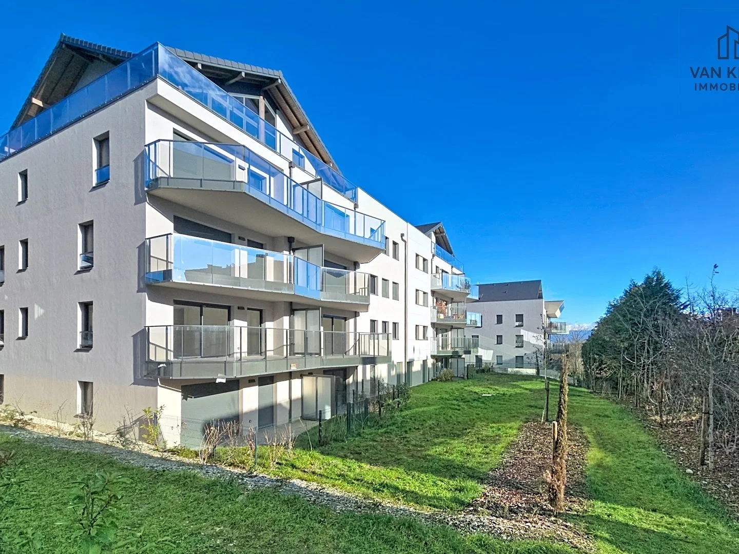 Appartement à vendre - 3 pièces - 69m2 - Divonne-Les-Bains (01220)