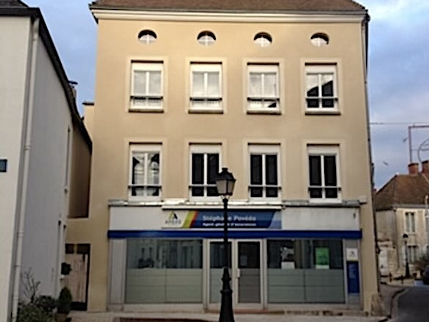Maison avec appartements 3 pièces 167 m²