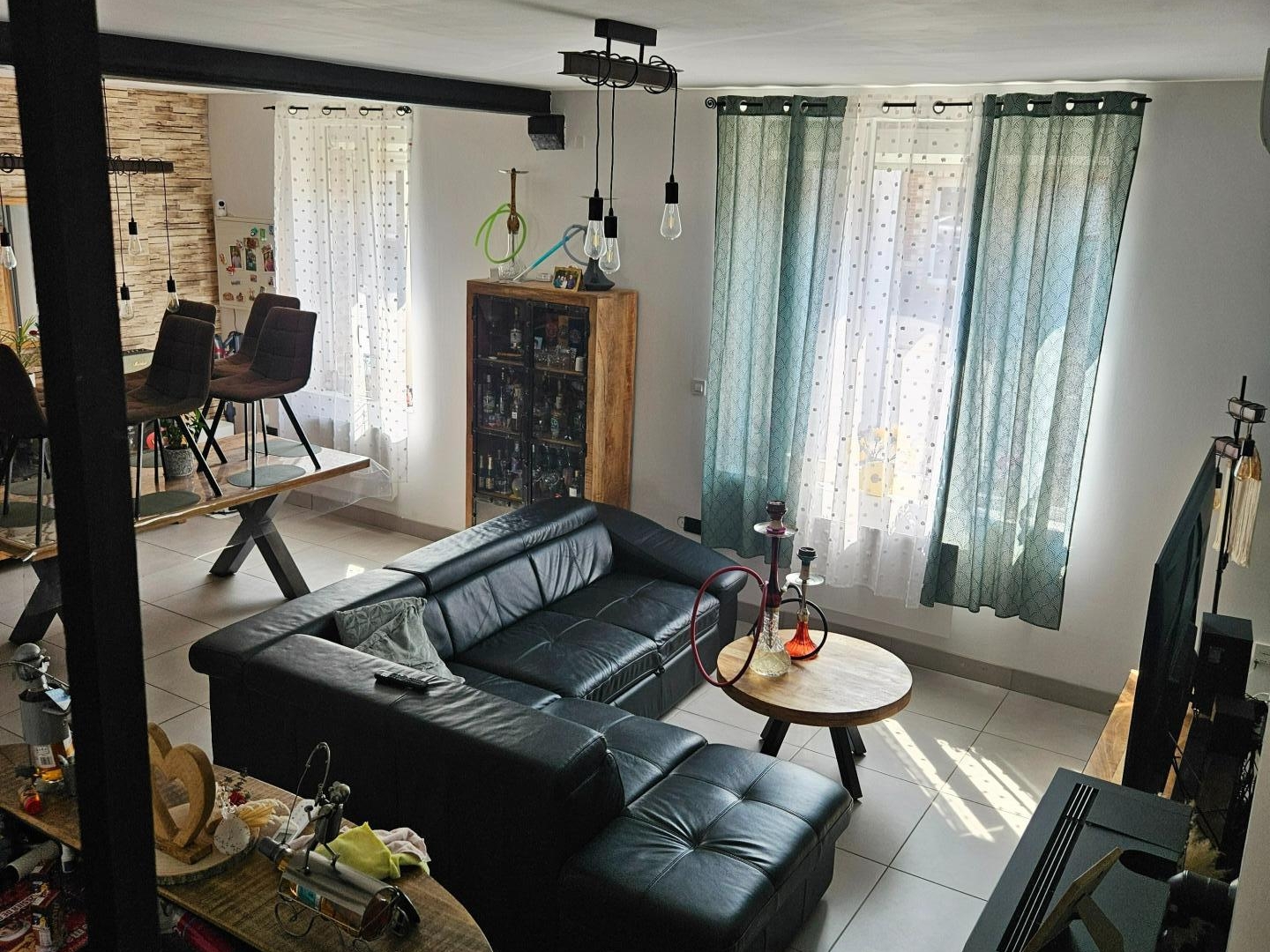 Maison semi individuelle entièrement rénovée