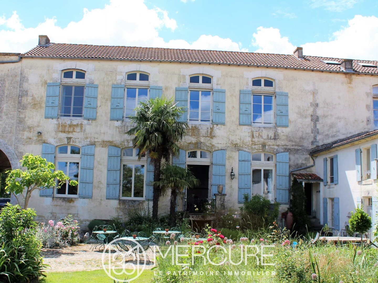 LOGIS ET SES DEPENDANCES