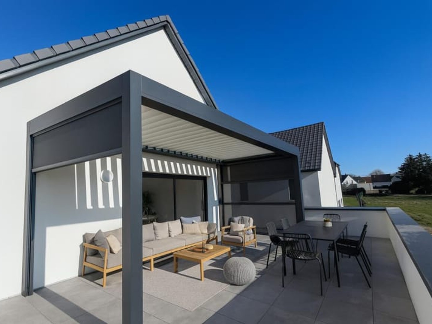 Attique avec grande terrasse