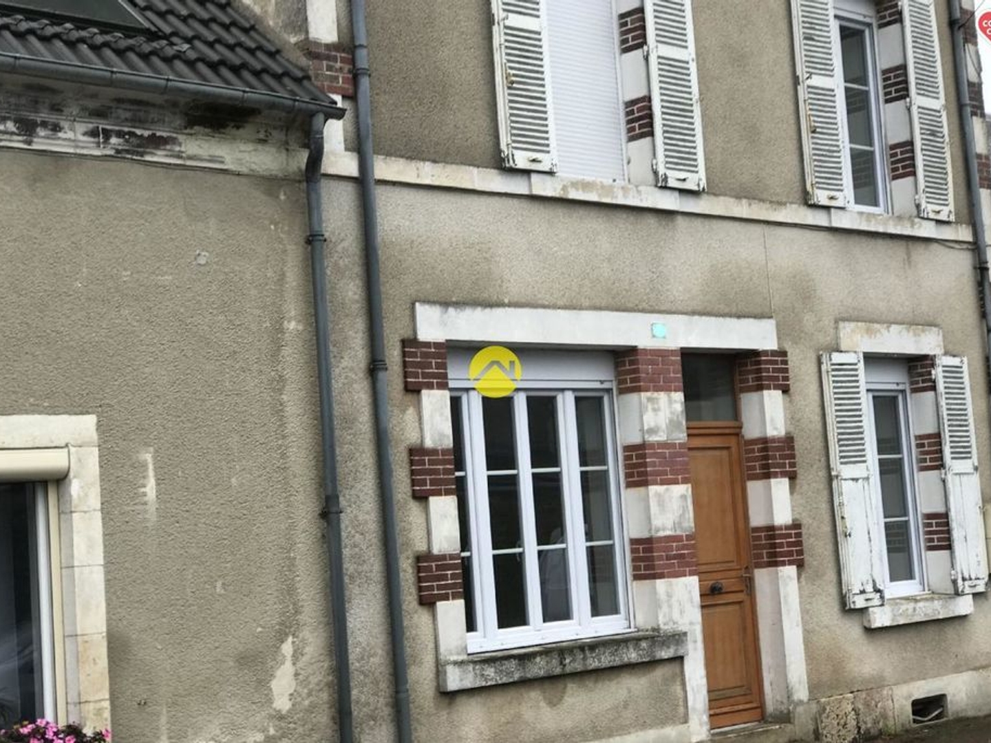 Appartement à vendre - 6 pièces - 520m2 - Allogny (18110)