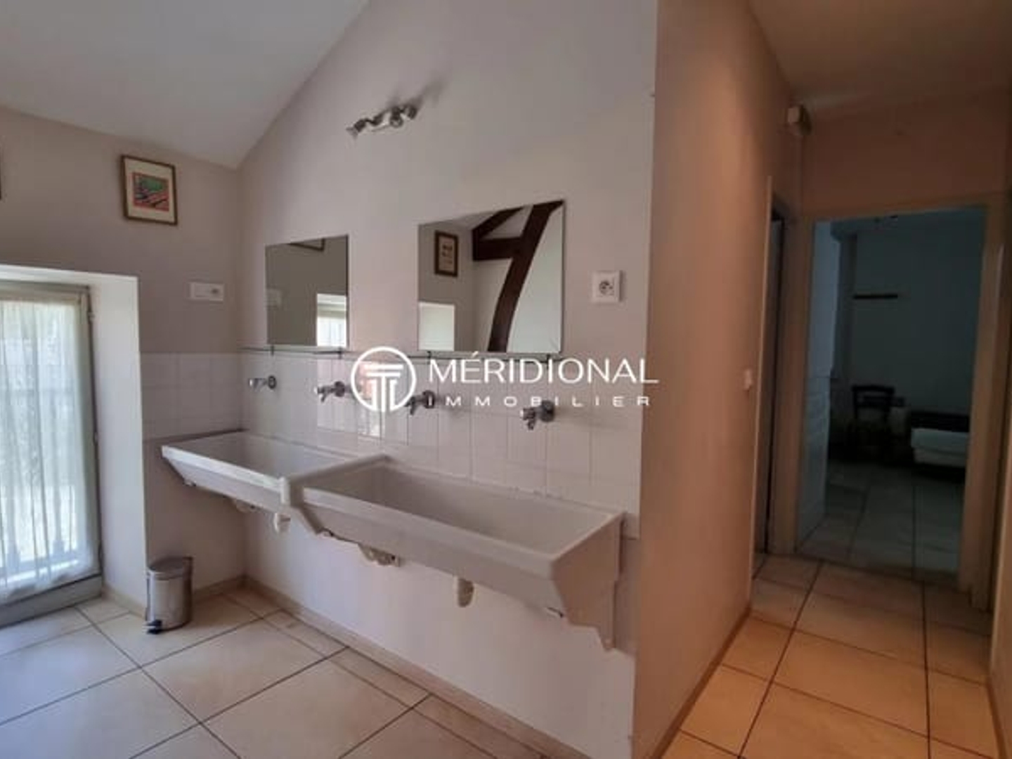 Maison à vendre - 22 pièces - 648m2 - Aire-Sur-L'adour (40800)