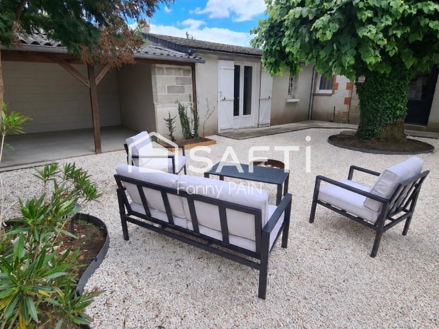 Maison à vendre - 5 pièces - 100m2 - Saint-Pierre-Des-... (37700)