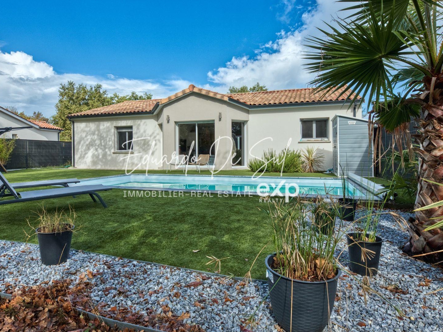 Maison plain-pied récente (2022 et DPE classé A) de 113m², 4 chambres dont 1 suite parentale, piscine et garage