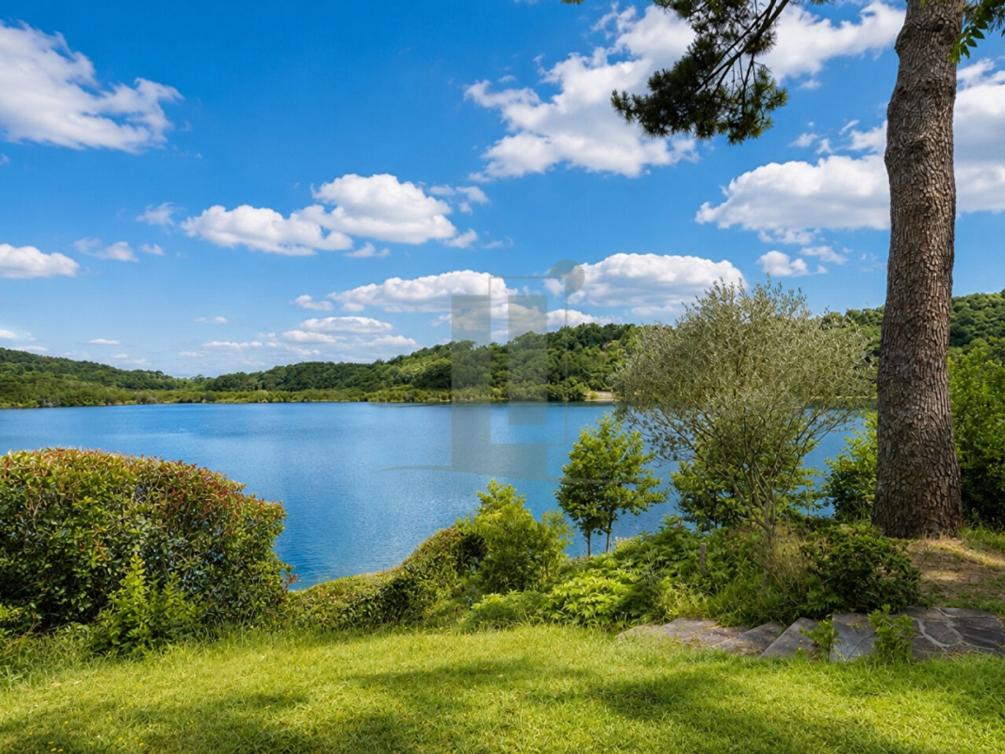 Exclusivité : maison au bord du lac - Un cadre de vie rare et privilégié